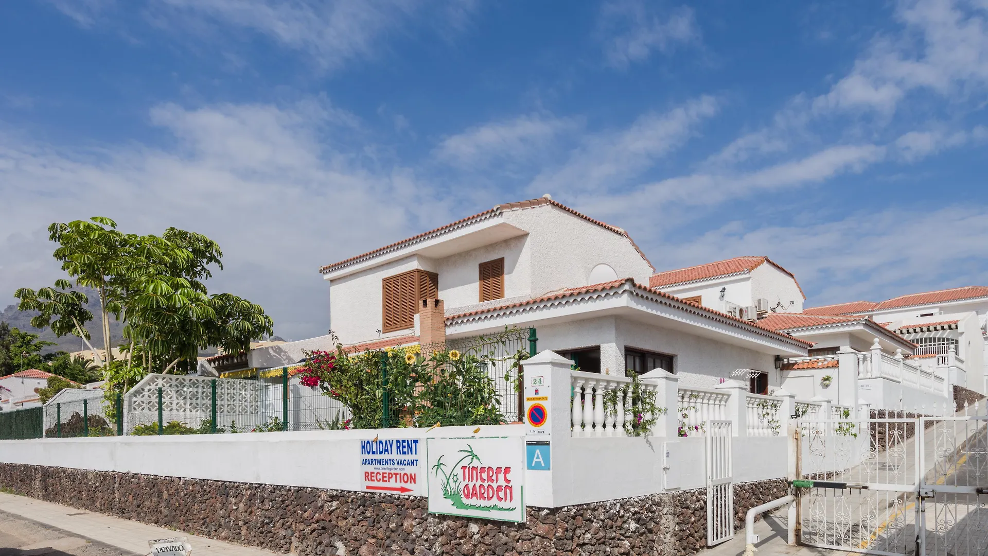 Apartamentos Tinerfe Garden Costa Adeje  Costa Adeje (Tenerife)